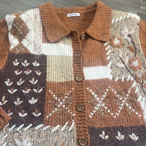 🔥Damart🔥 | Vintage brown fall knit sweater cardigan with embroidered flowers - Picture 5 of 13